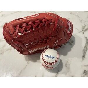 Limited edition Mint Rawlings for SUPREME RH Baseball glove and baseball c 2012